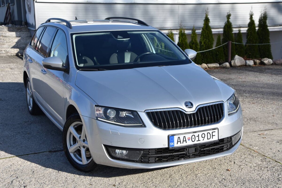 Škoda Octavia Combi 2.0 TDI Business 4x4 DSG - 2