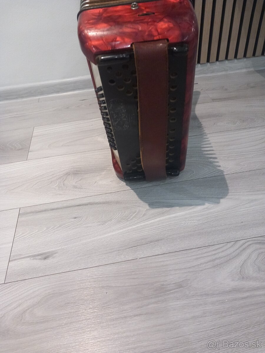 Predám akordeón - 2