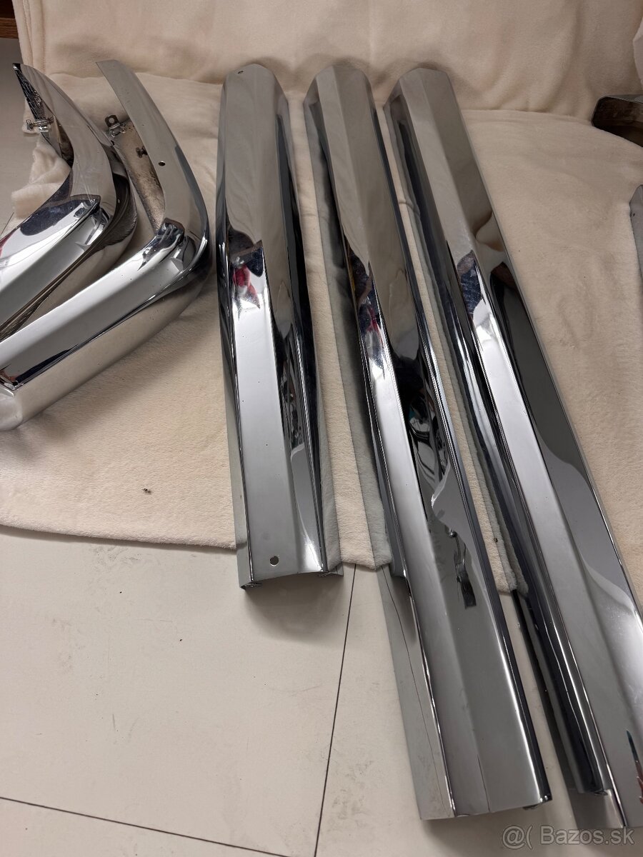 Narazniky Tatra 613 - 2