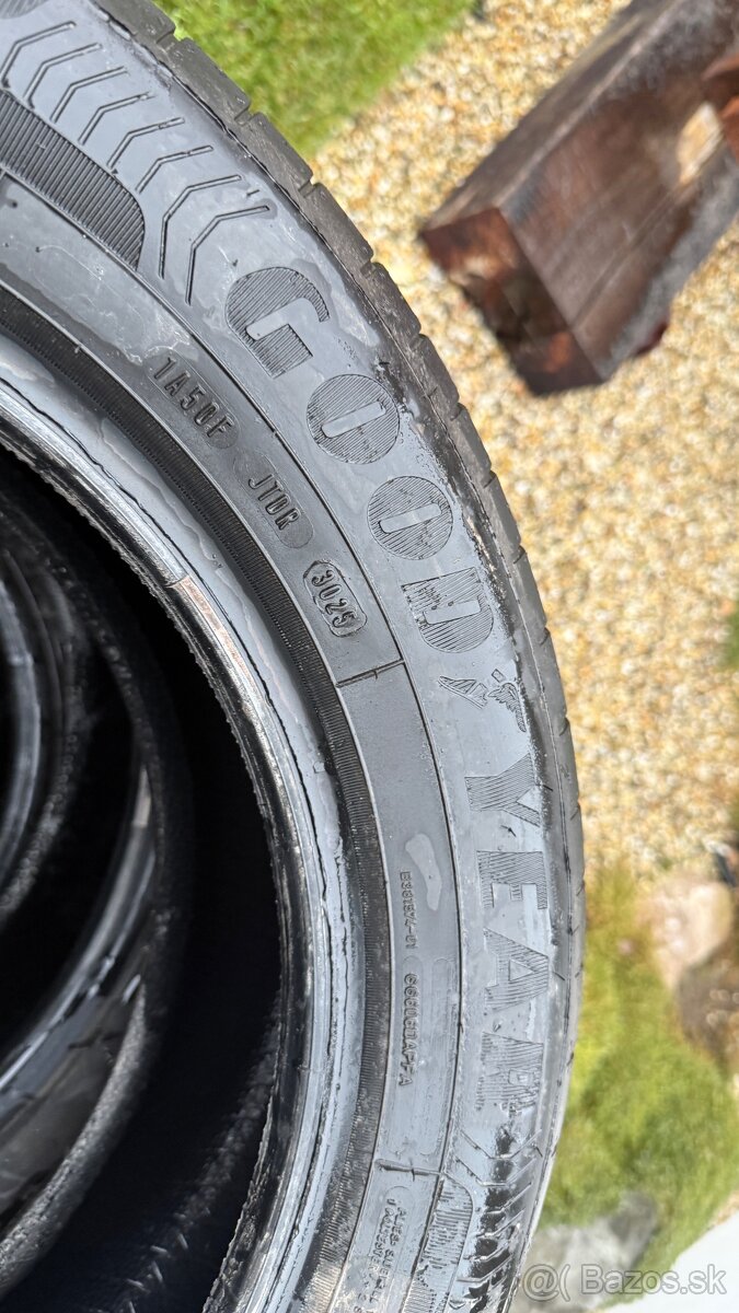 Letne pneu Goodyear efficient grip performance 205/55/16 91H - 2