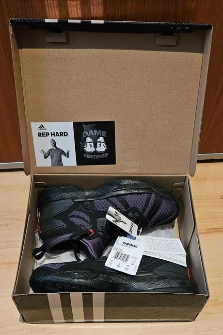 Tenisky Adidas - Nové - 2