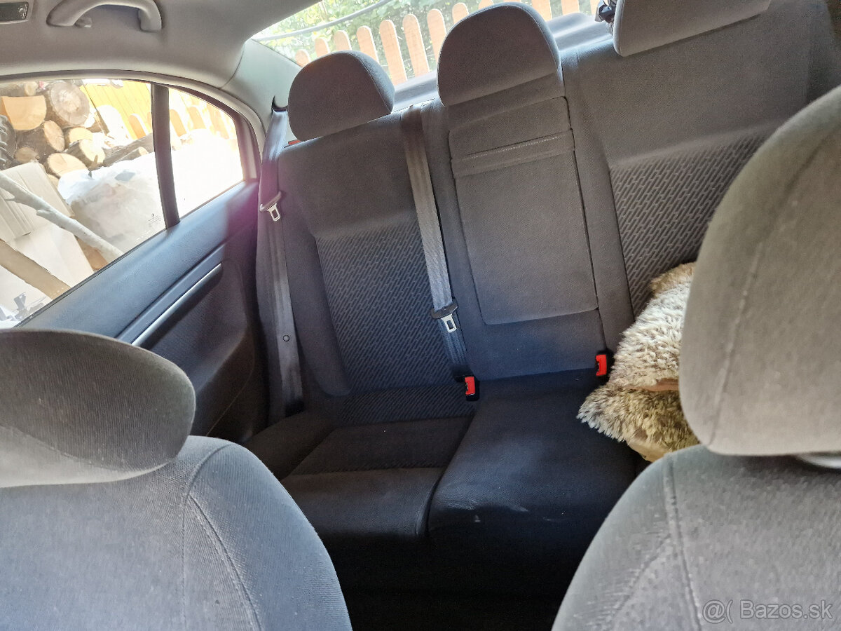 Predám Škoda Superb 2006 2.0 TDI za výhodnú cenu 4000eur - 2