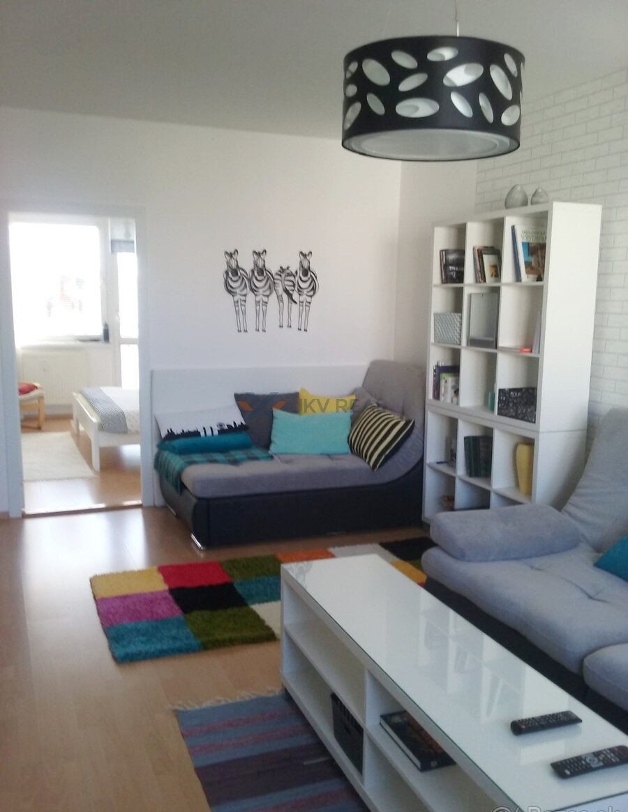 Predaj: Pekný 4-izbový Byt s Balkónom na J. Hollého, Michalo - 2