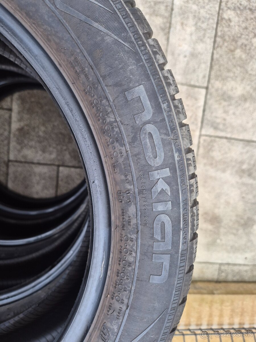 Pneumatiky Nokian 205/55 R17 - 2