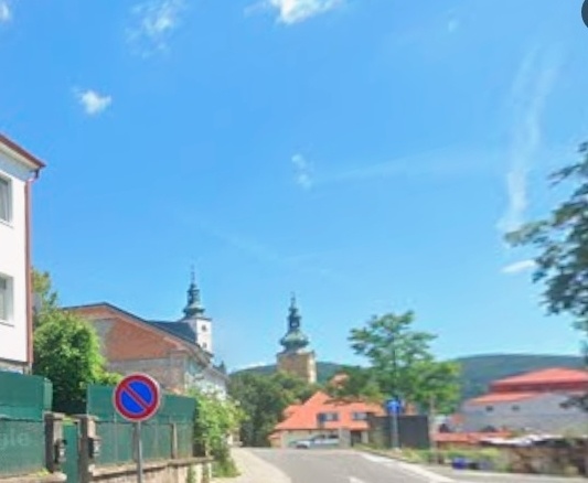 Na predaj mestská vila centrum Banská Bystrica - 2