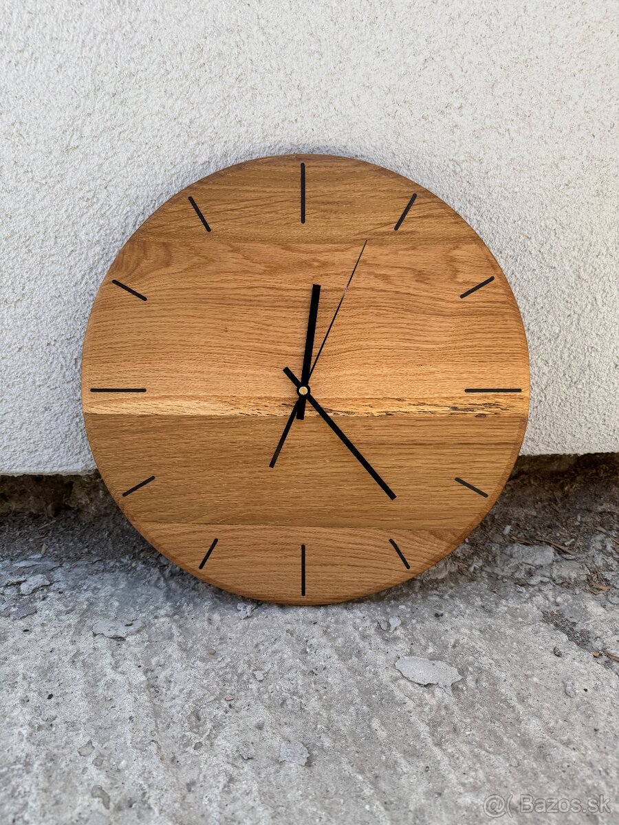 Dubové nástenné hodiny 38cm - 2