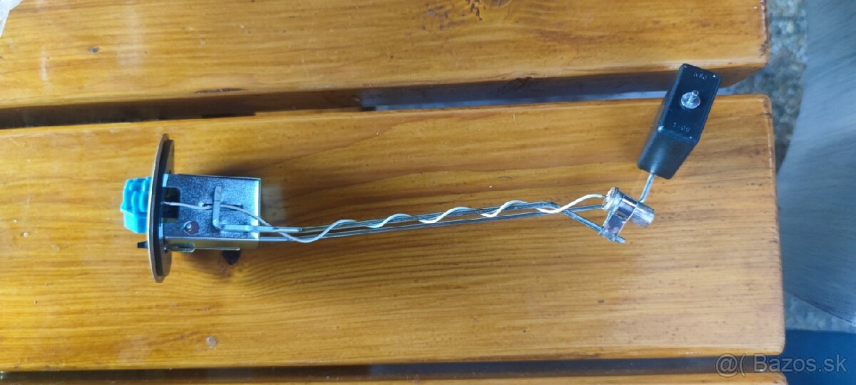 Mitsubishi Pajero II 2.5td plavák - 2