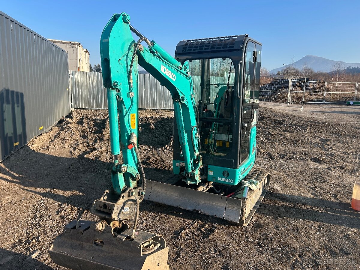 Japonský minibager KOBELCO 1,9t - 2