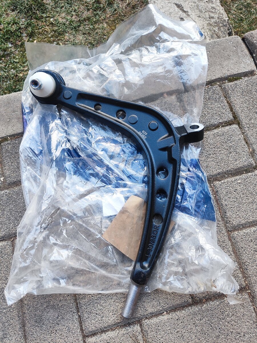 Predné rameno BMW E46 330xi - 2