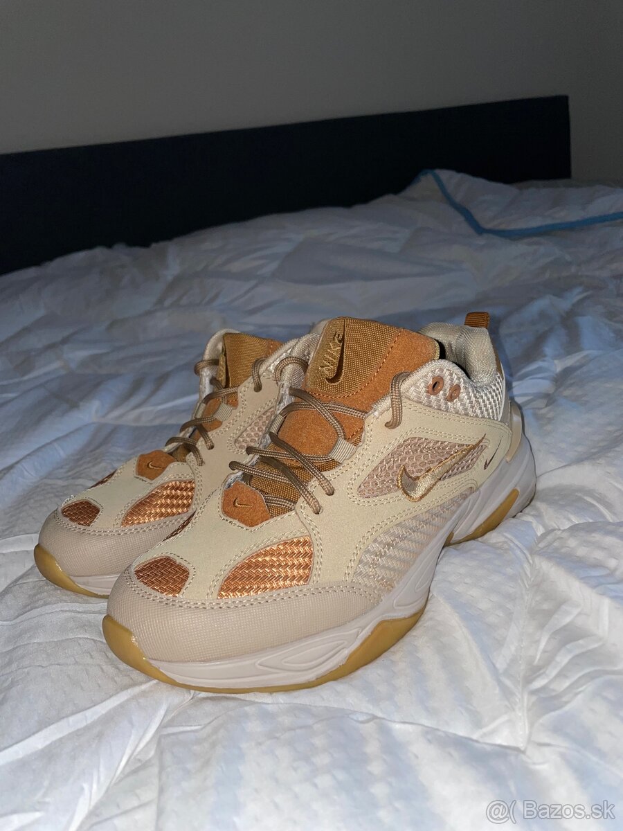 Predàvam tenisky ( 2 Nike, 1 Adidas) - 2