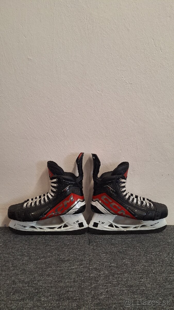 Korčule CCM JetSpeed FT6 Pro (9.5) - 2
