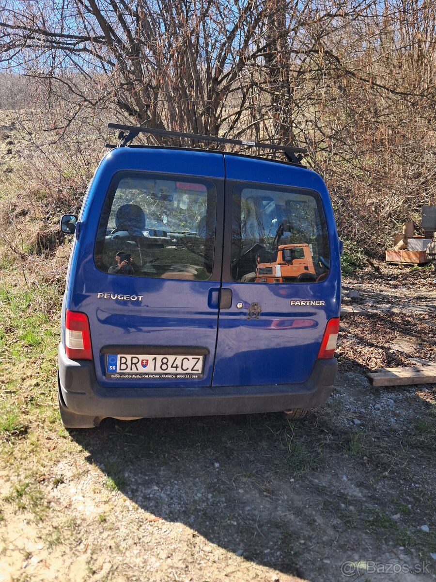 Predám peugeot partner 1.4 benzin - 2
