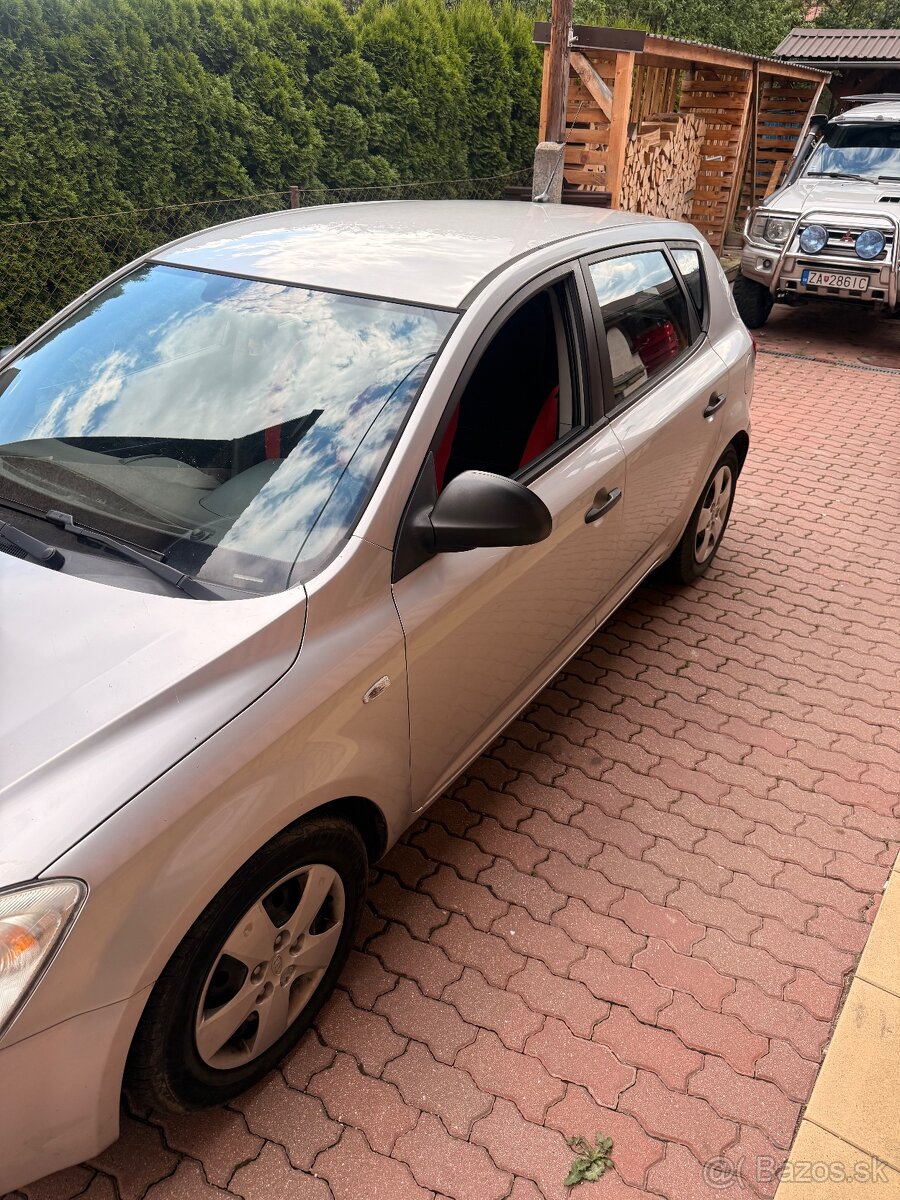 KIA Ceed 2008 1.6crdi - 2