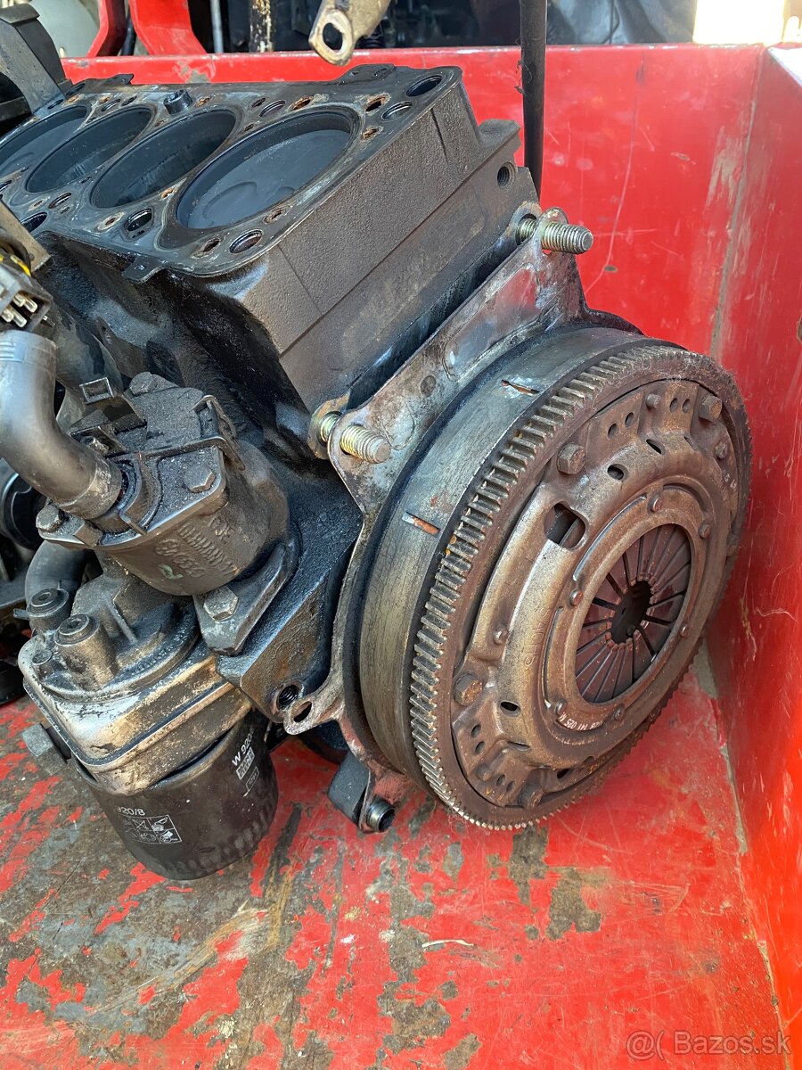 Motor škoda felicia 1,9d - 2