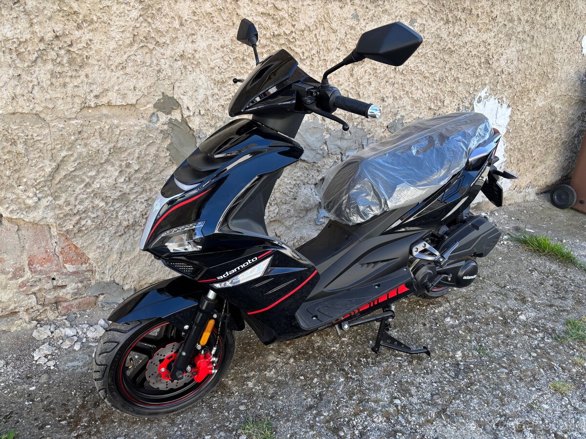 ADAMOTO MUSTANG 125i model 2026 - 2