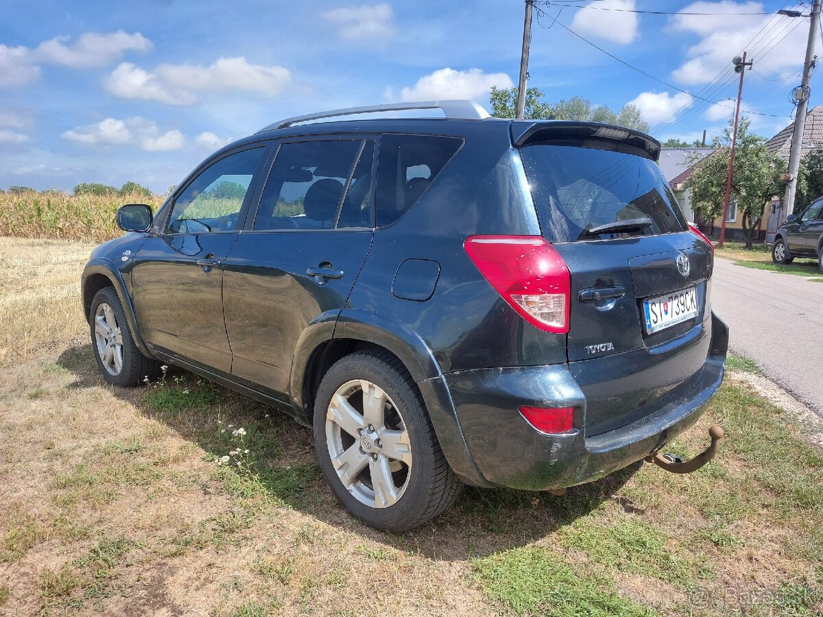 Toyota Rav4 2,2D 130kw - 2