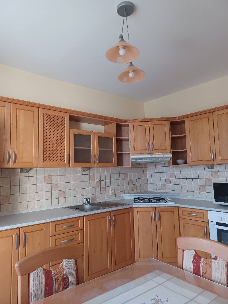 Slnečný 2 izb. byt - prerobený na 3 izbový - Žilina, Hájik.. - 2