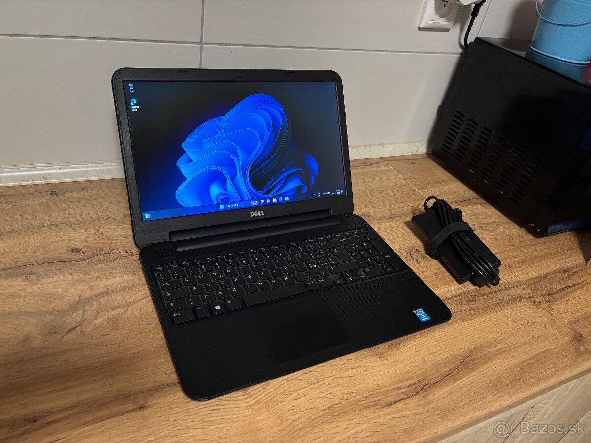 15.6"/Dell Notebook/8GB RAM/128GB SSD/Intel HD grafika 2GB/ - 2