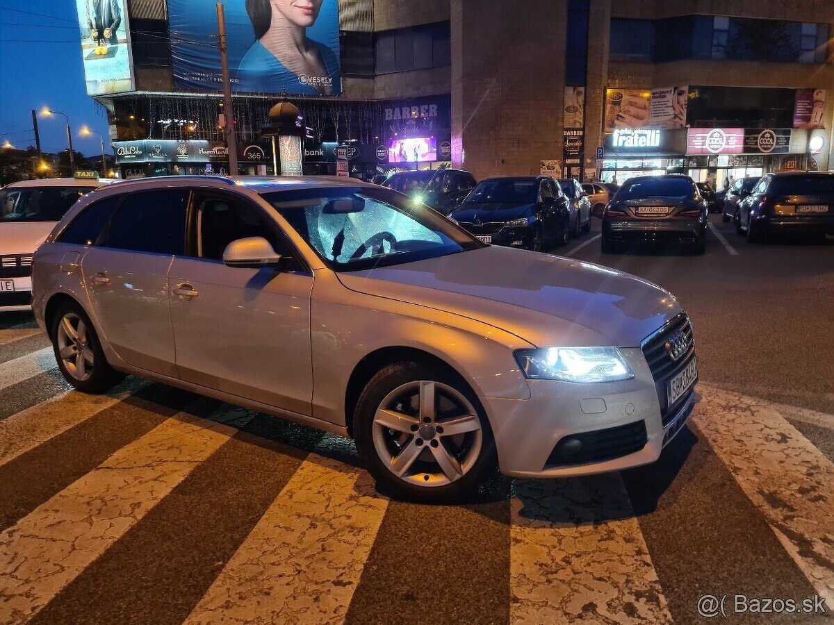 Audi A4 B8 2008 - 2