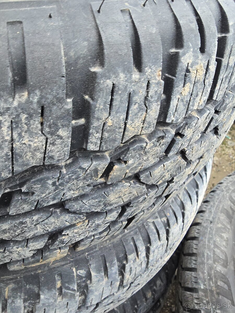 Bridgestone Dueler 265/65 r17 - 2
