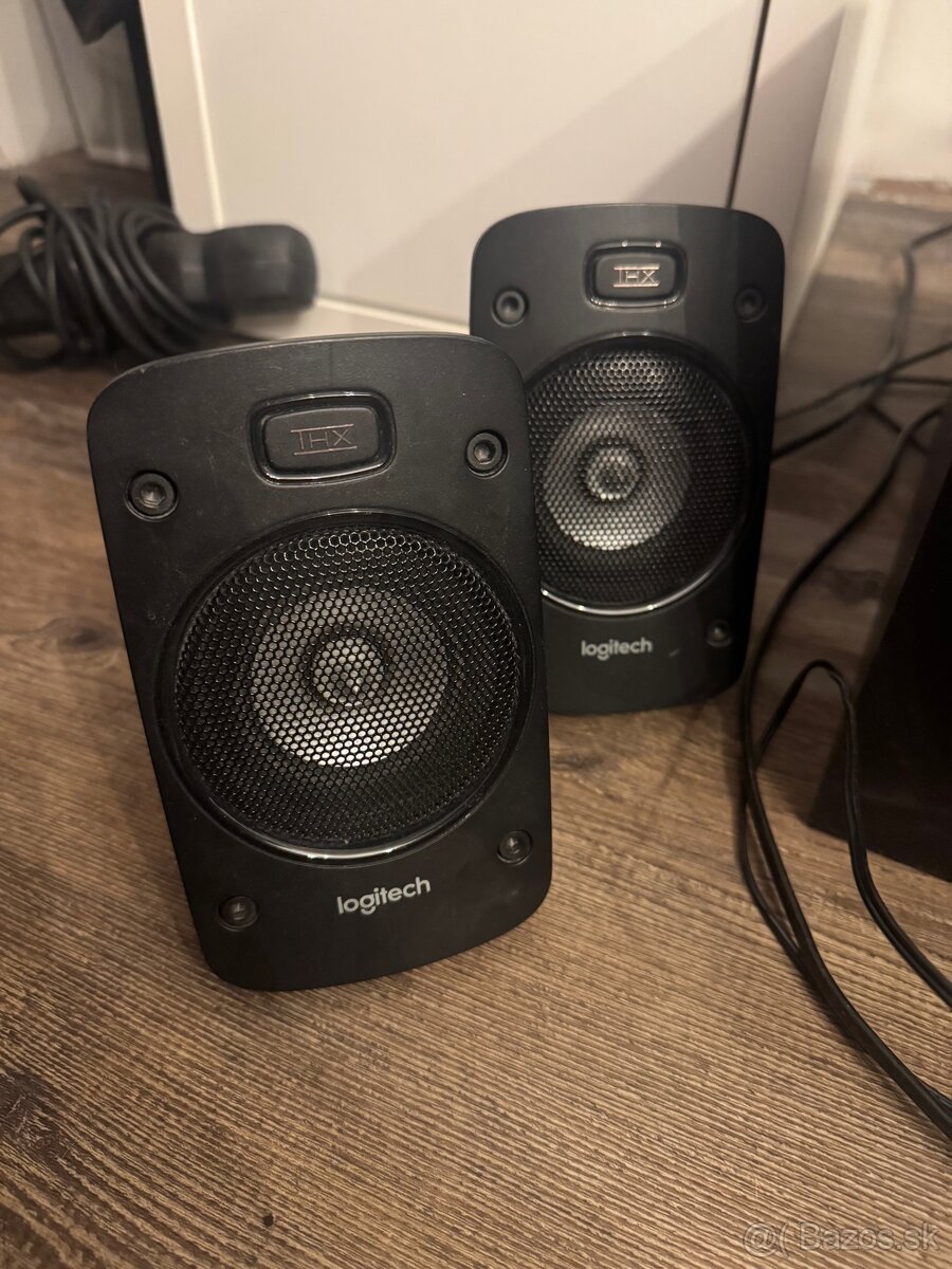 Logitech sound speakers Z906 - 2