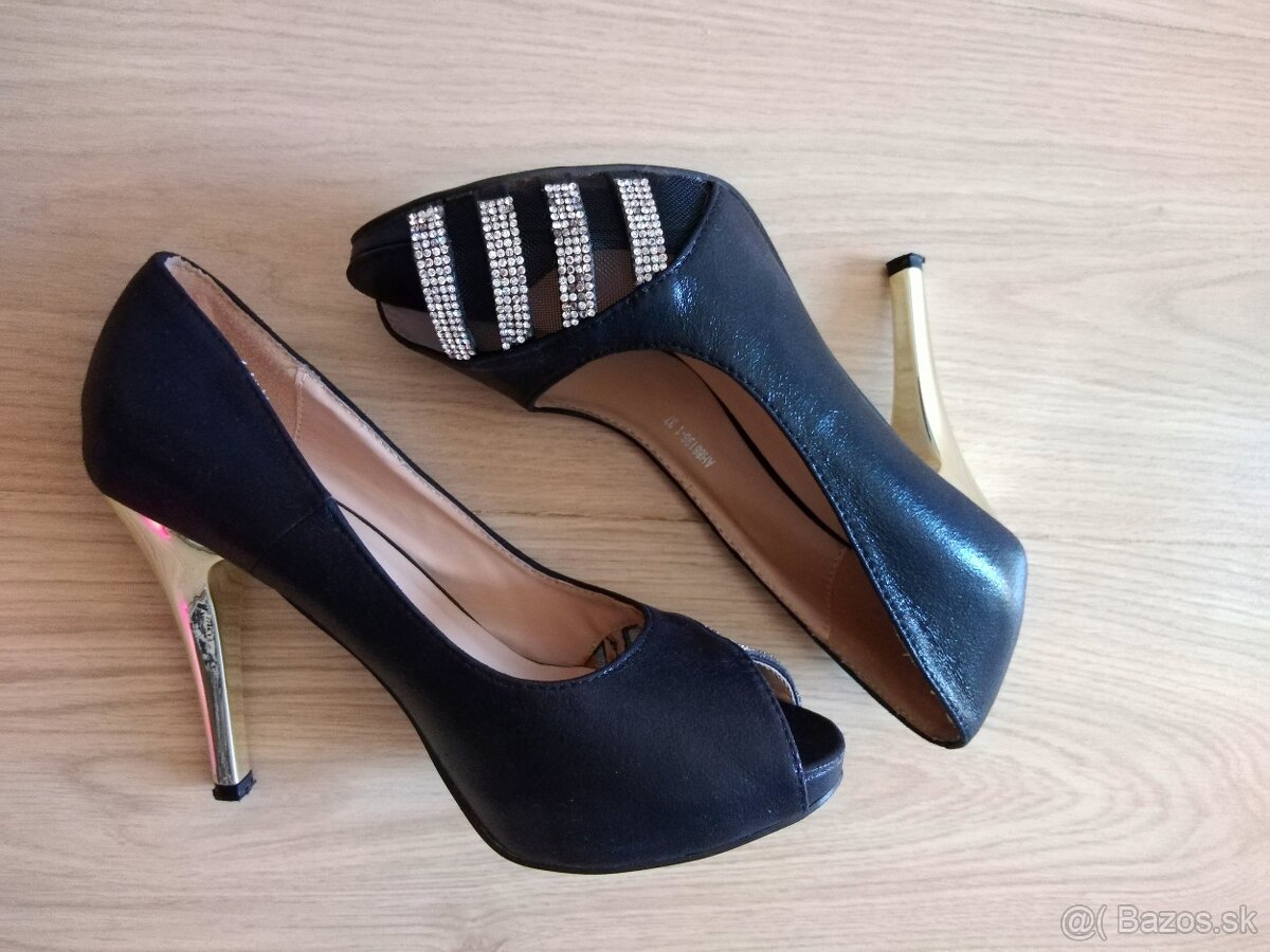 Trblietavé šaty flitrovane - 2