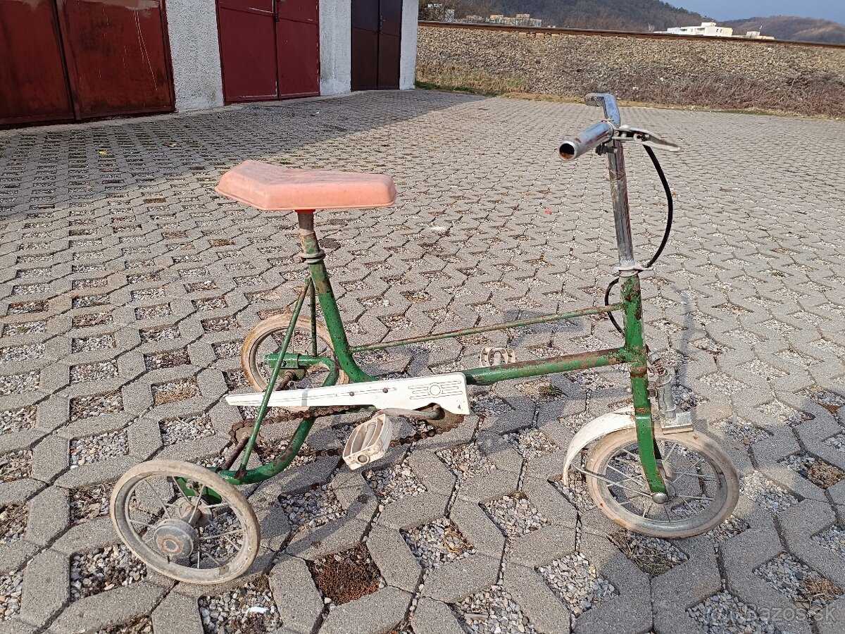 Retro Trojkolka - 2
