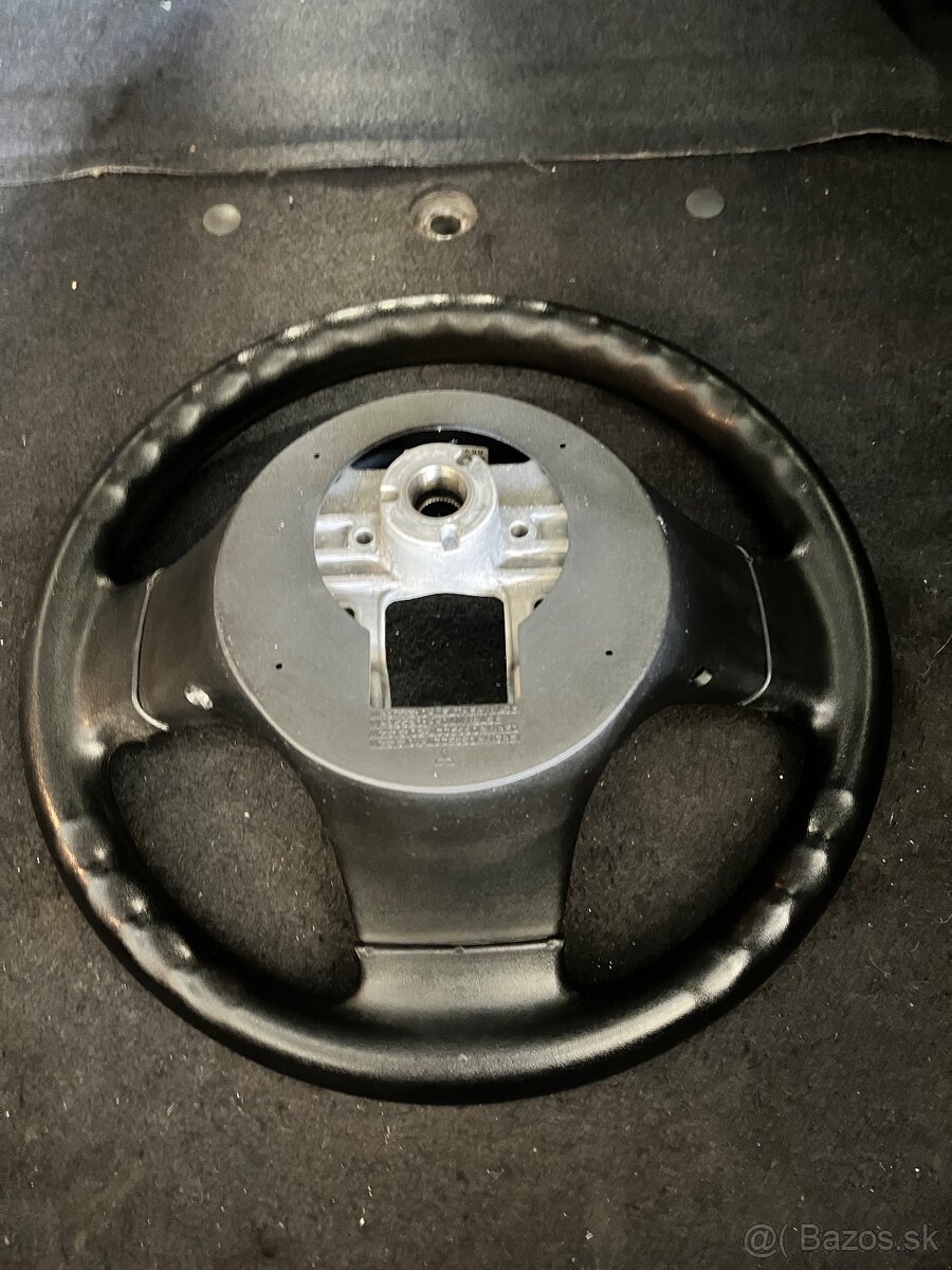 Volant mitsubishi colt outlander - 2