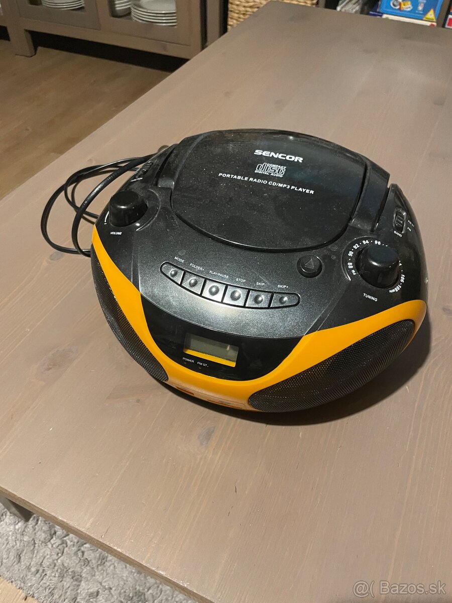 Rádio s CD, mp3, USB, SD čítačkou - 2