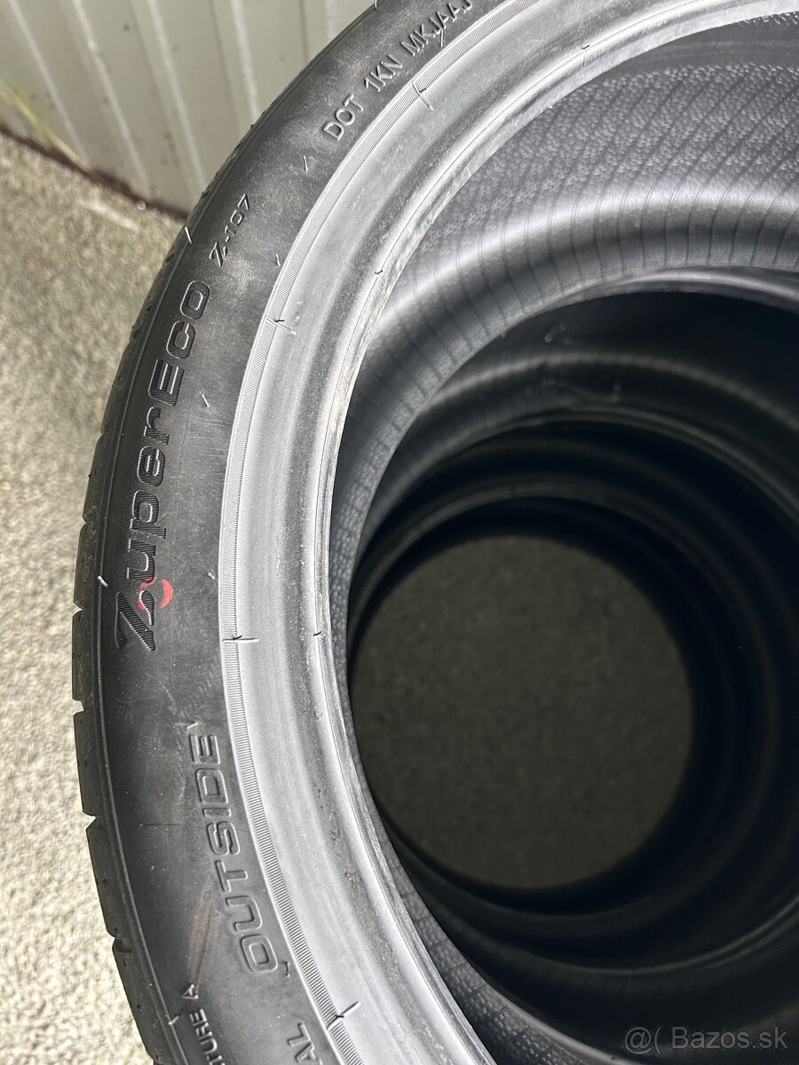 Letné pneumatiky 235/40 r19 - 2
