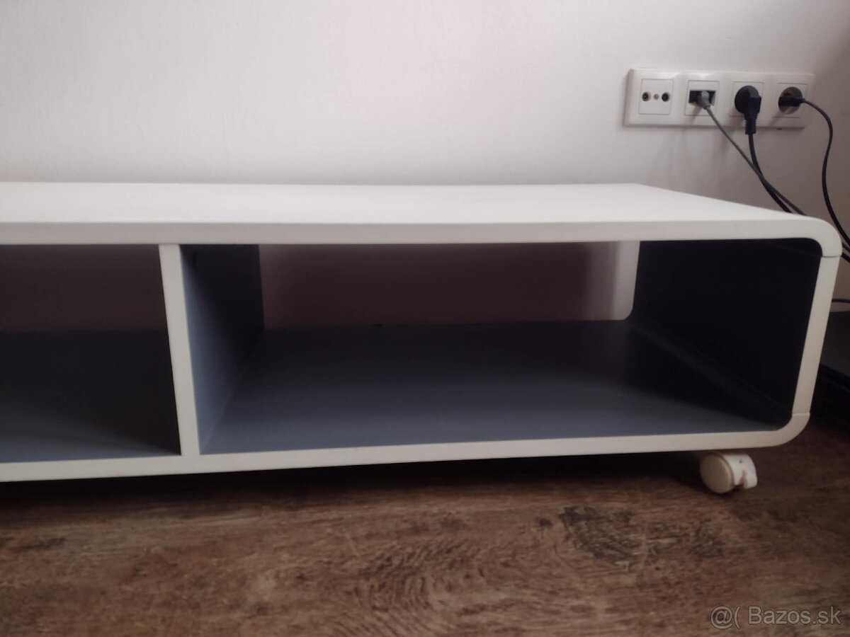 TV Stolik - 2