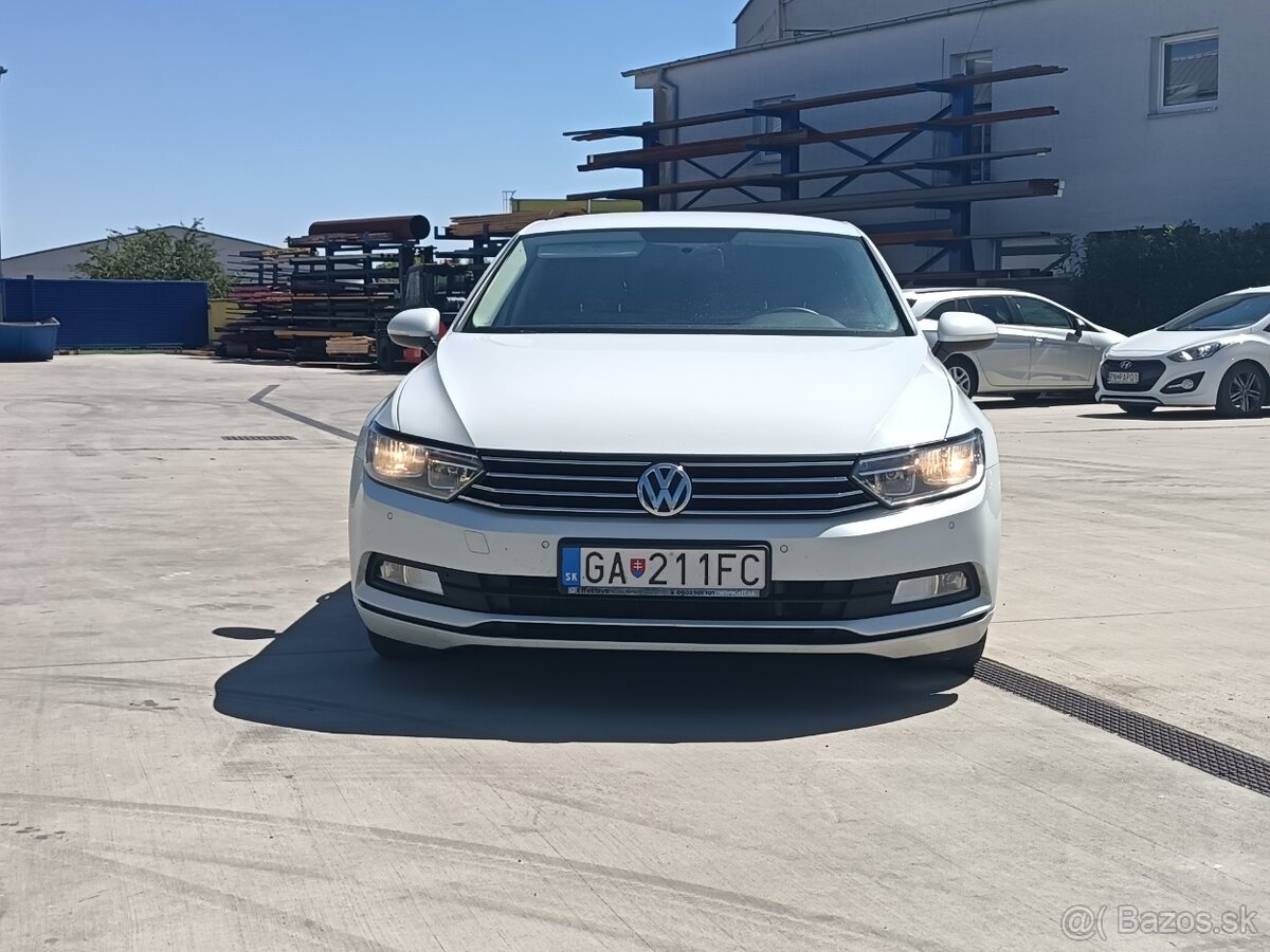 Volkswagen Passat B8,rv 2015 2,0 TDI - 2