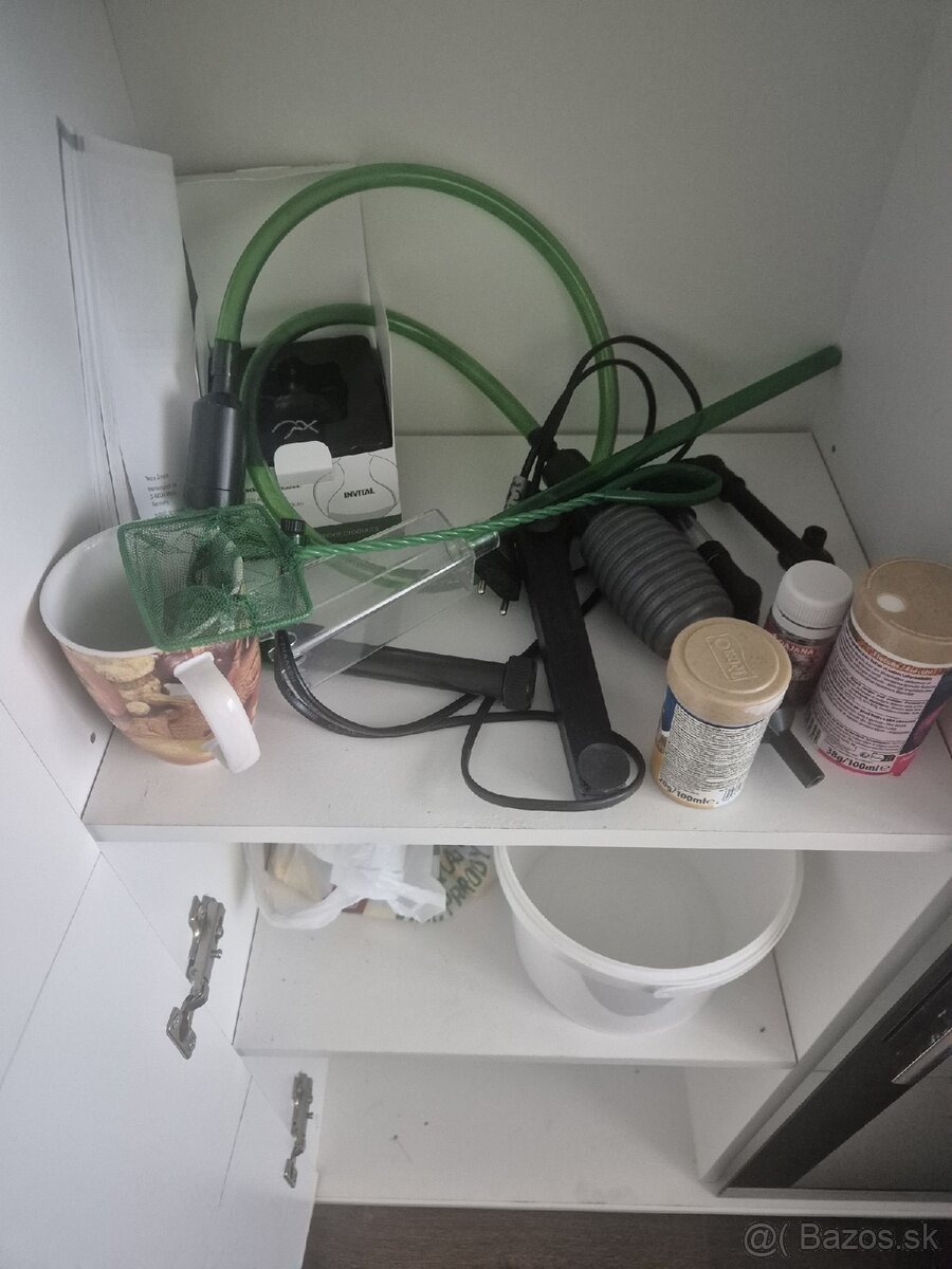Predam akvarium s príslušenstvom - 2