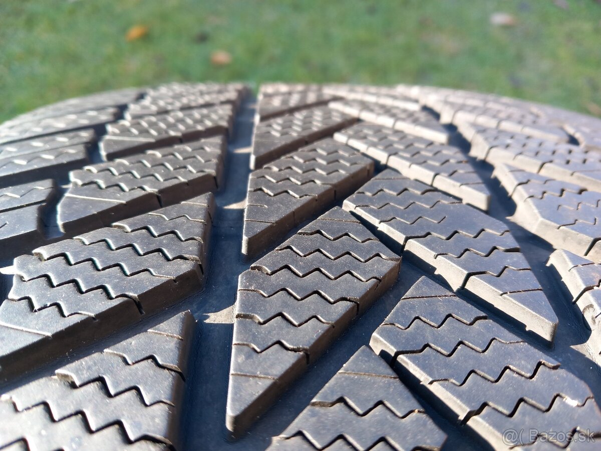 315/40 r21 zimne pneumatiky - 2