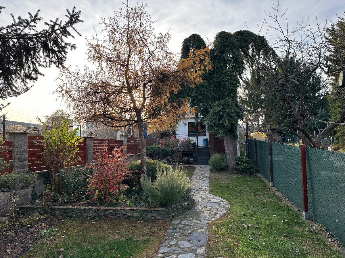 Predám celoročne obývateľnú záhradnú chatu/dom v Dúbravke - 2