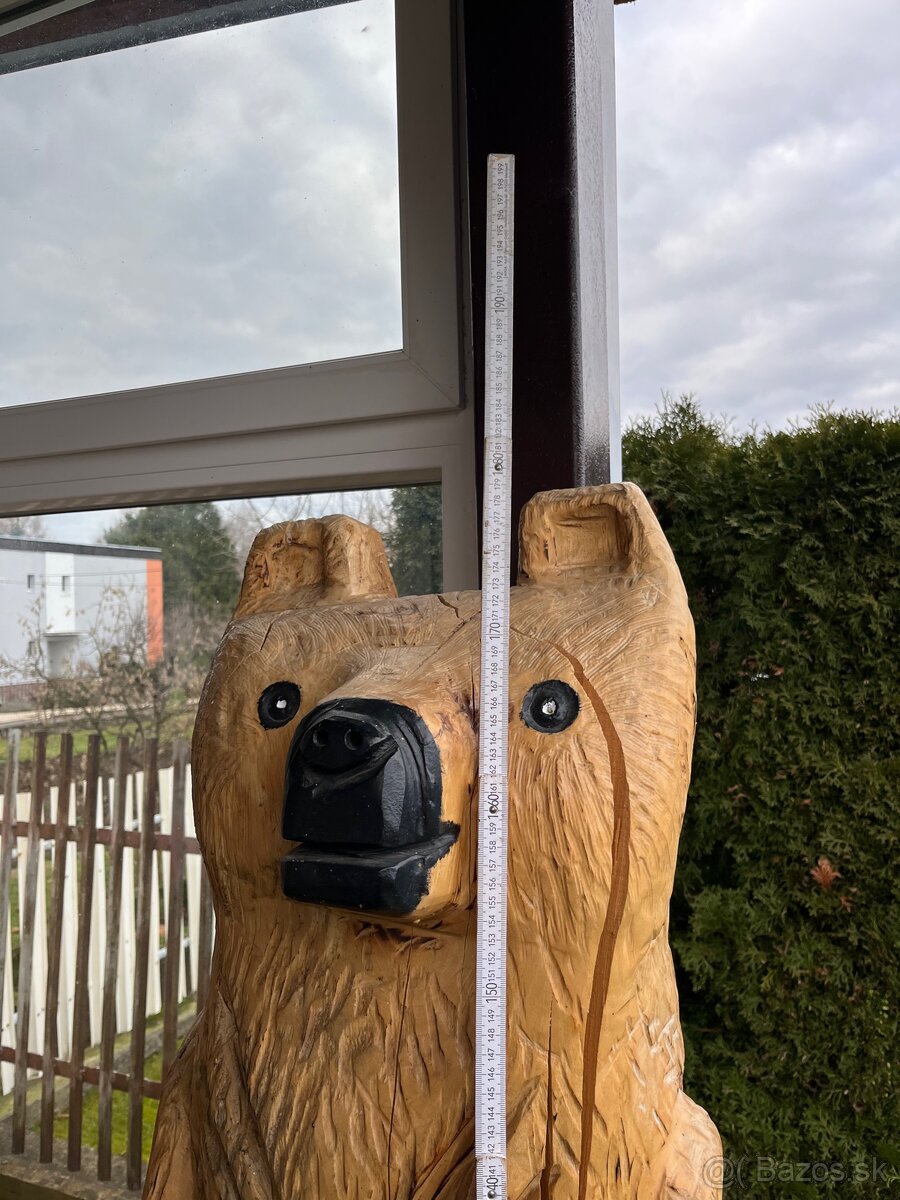 Drevorezba medveď - 2