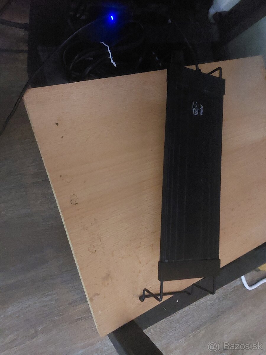 Predam WRB svetlo na akva. - 2