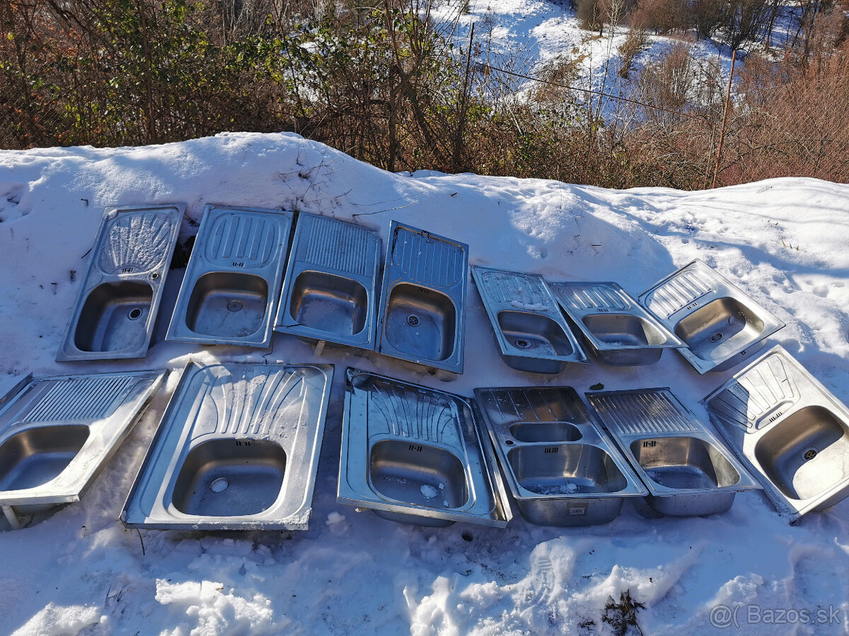 NEREZOVY, KUCHYNSKY DRES,UMYVADLO - 2