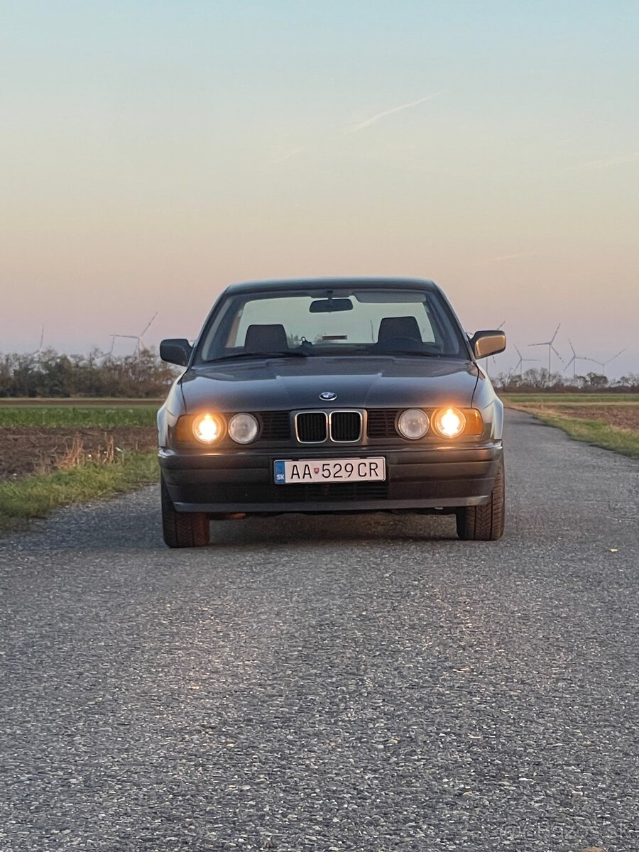 Bmw e34 520i manual bez hrdze, 160k km - 2
