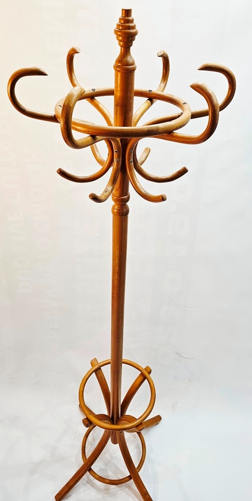 drevený podlahový vešiak - 2