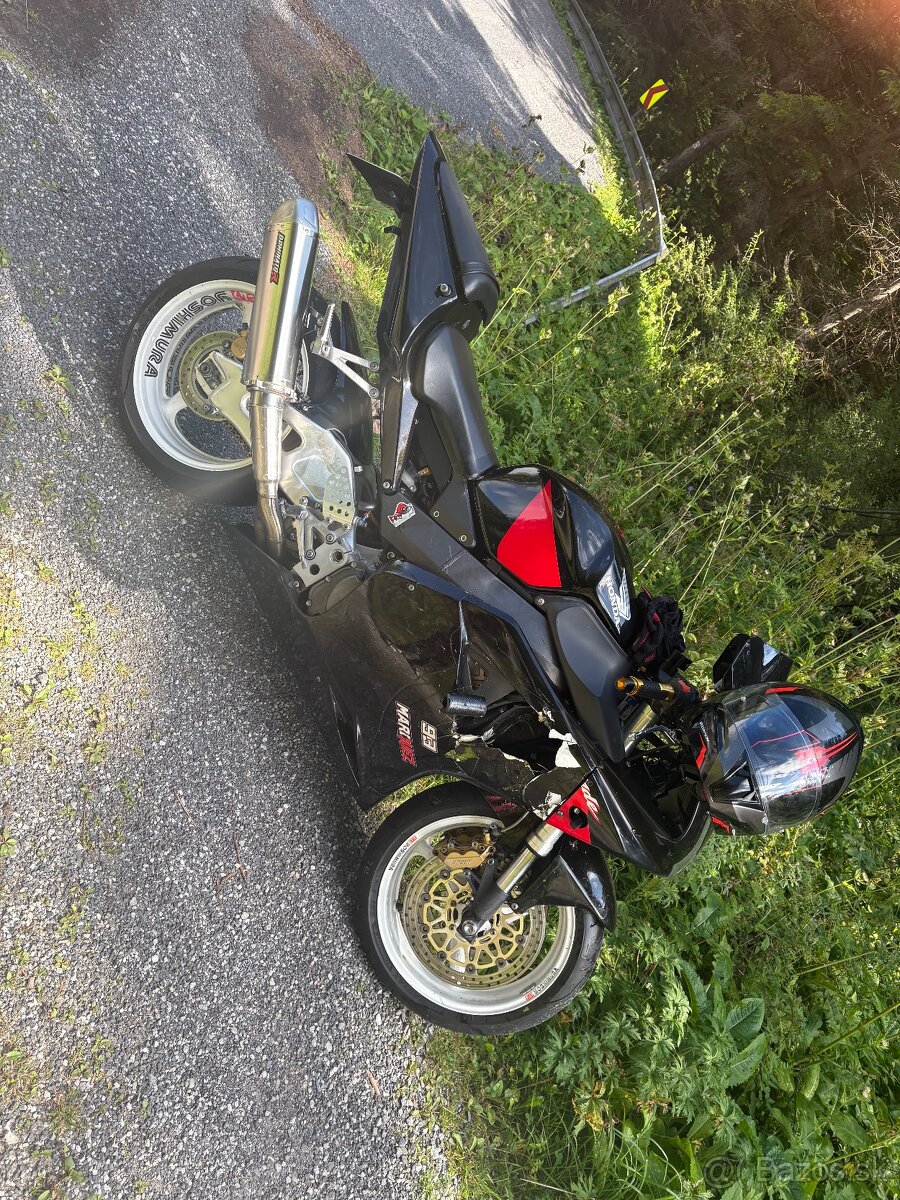 Predám HONDU CBR 954RR - 2