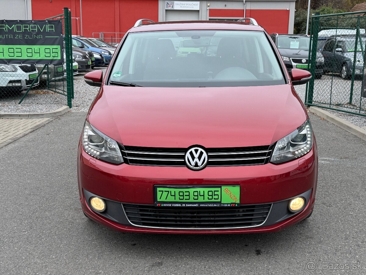 VOLKSWAGEN TOURAN 1,4 TSI, aut.DSG,BI-XENON,NAVI - 2