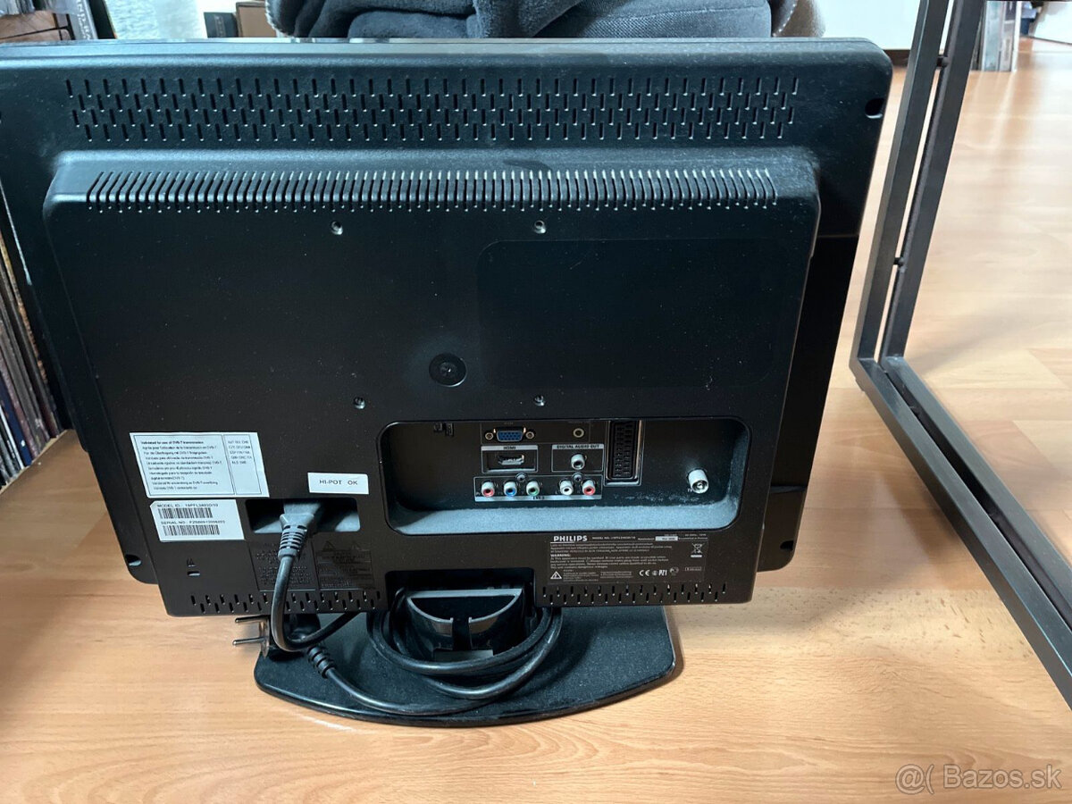 Phillips 19" 48cm 2xHDMI, Scart, S-Video, Karta, DVBT FullHD - 2