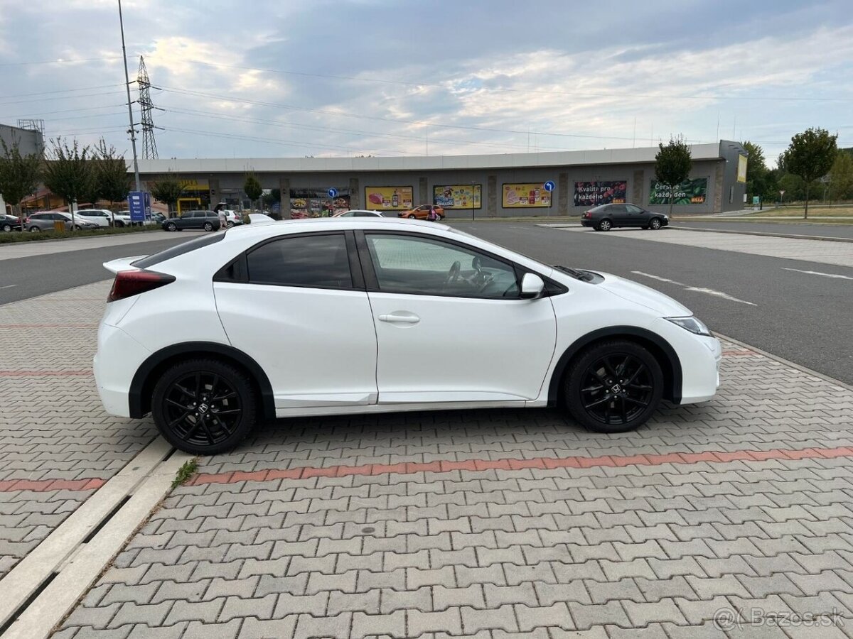 Honda Civic IX facelift 1.8 i-VTEC 104kw koup. ČR - 2