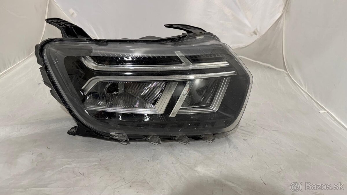 Dacia Duster - svetlomet - 2