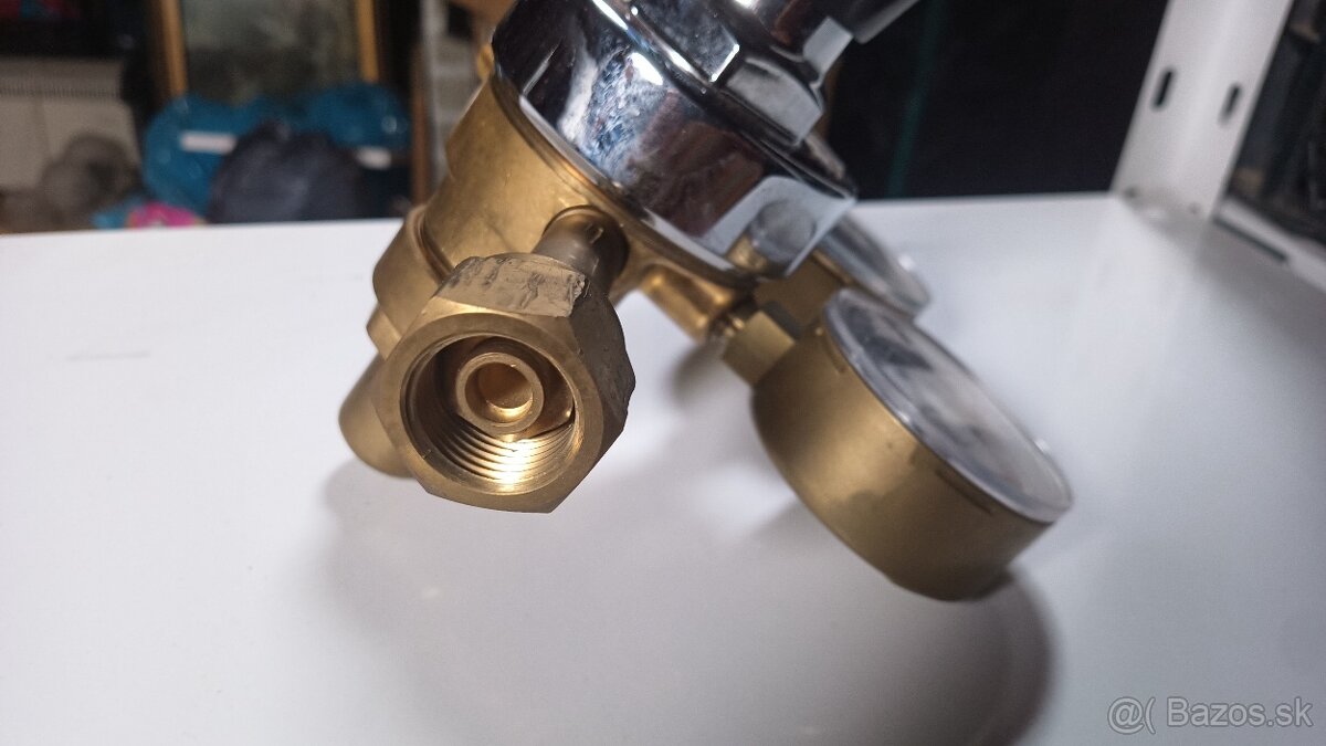 regulátor argónu Harris 25GX. - 2