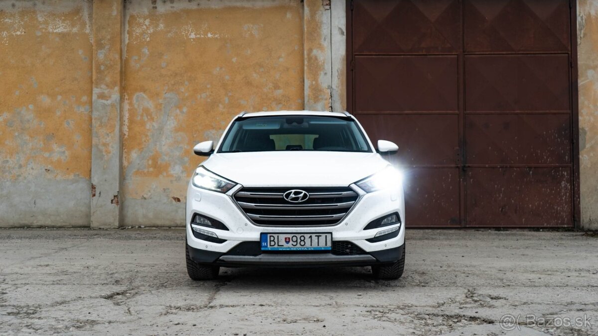 Hyundai Tucson 1.7 CRDi Premium 7DCT - 2