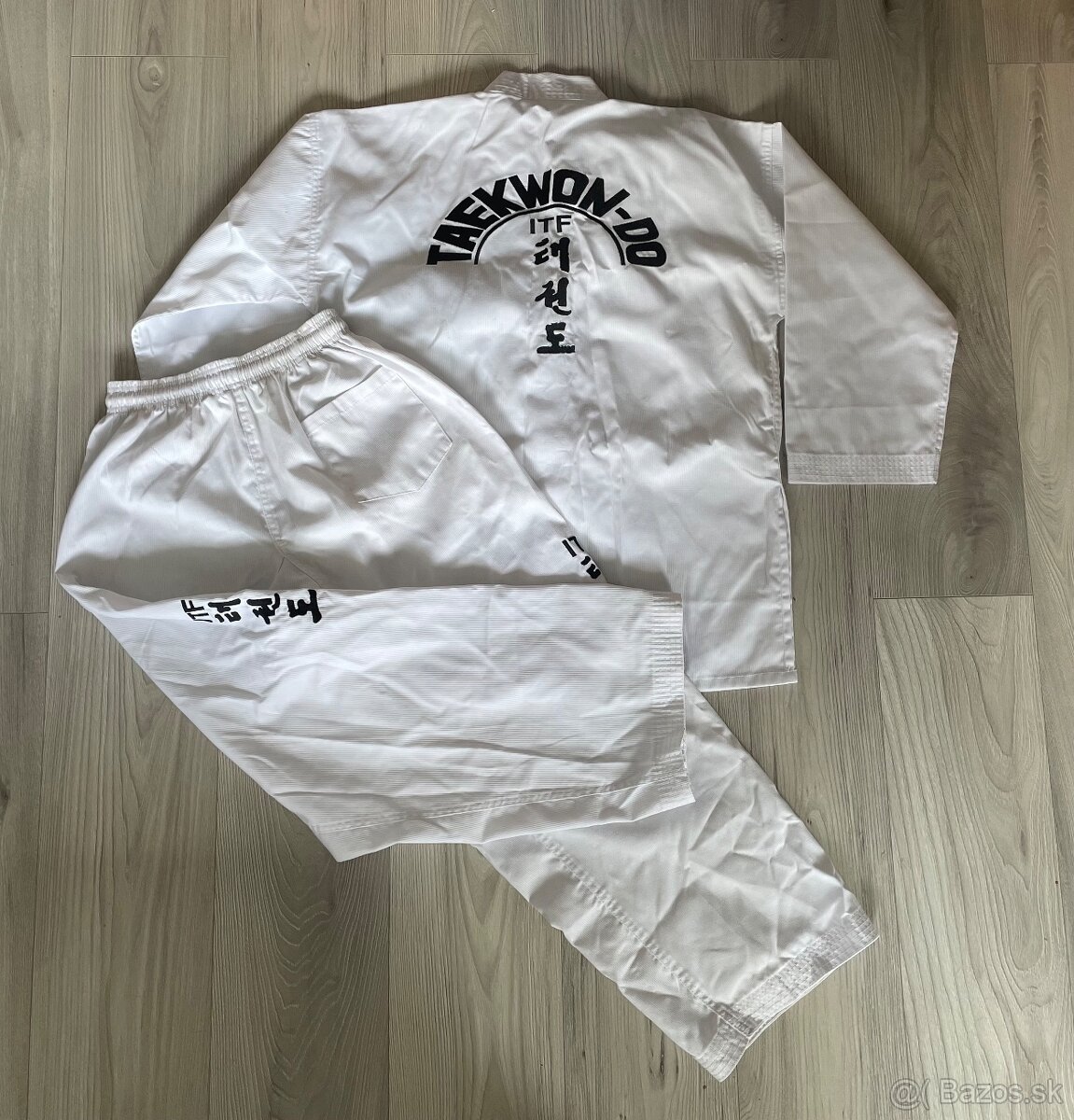 Dobok na taekwondo - 2
