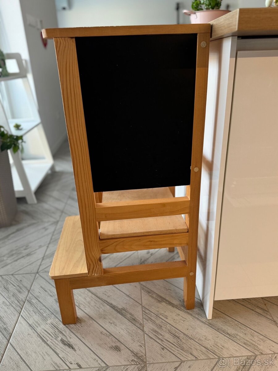 Učiaca veža, activity board a magneticka tabula - 2