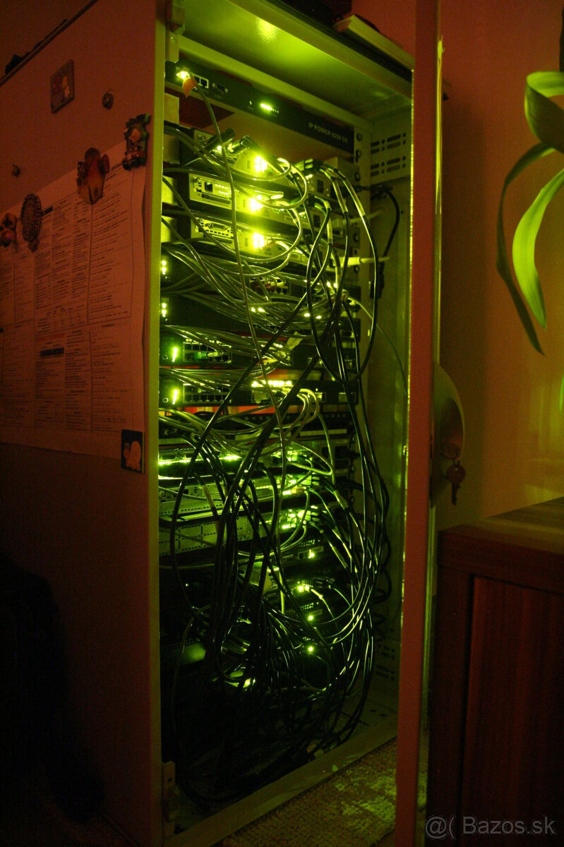 Predam CISCO rack/lab - 2